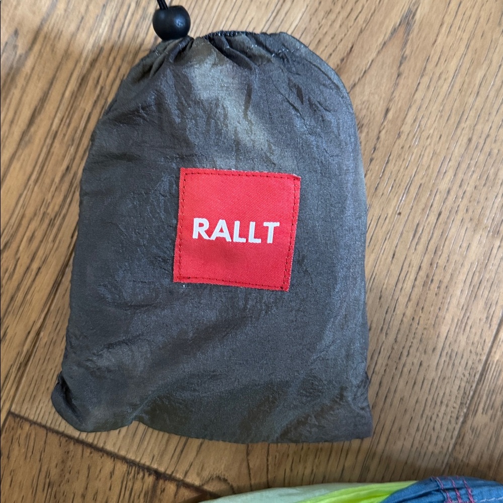 😊 ENO DoubleNest Hammock w/ Carabiners & Stuff Sack - Picture 6 of 6